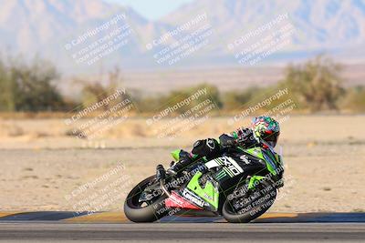 media/Nov-16-2024-CVMA (Sat) [[0e4bb1f32f]]/Race 11-Amateur Supersport Open/